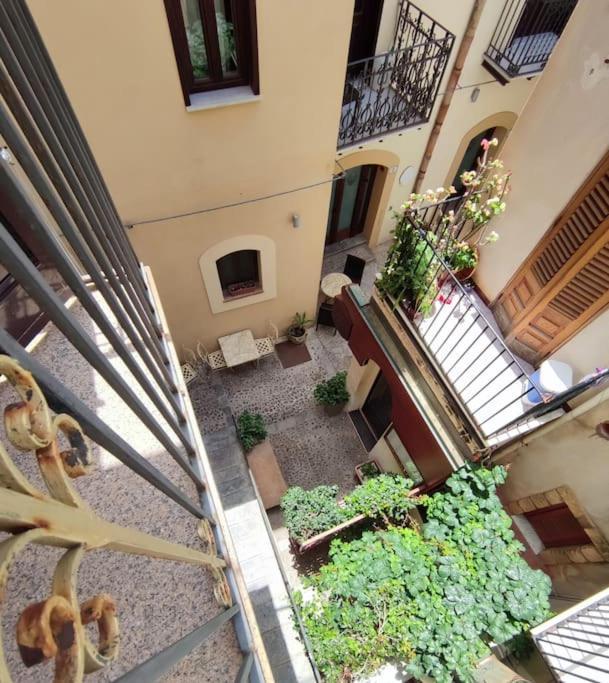 Casa Vacanze U Curtigghiu Чефалу Екстер'єр фото